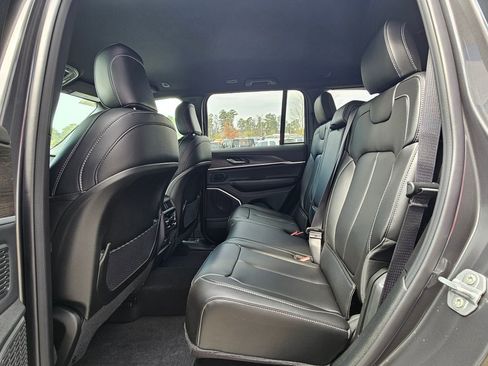 New 2026 Jeep Grand Cherokee Limited image 23