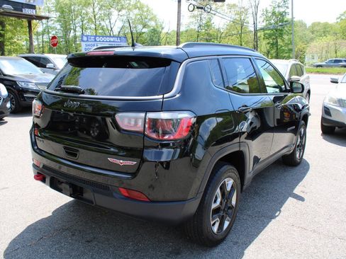 Used 2017 Jeep Compass Trailhawk w/ Navigation Group AWD/4WD image 8