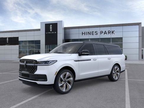 New 2026 Lincoln Navigator L Black Label w/ Black Label Special Edition image 1