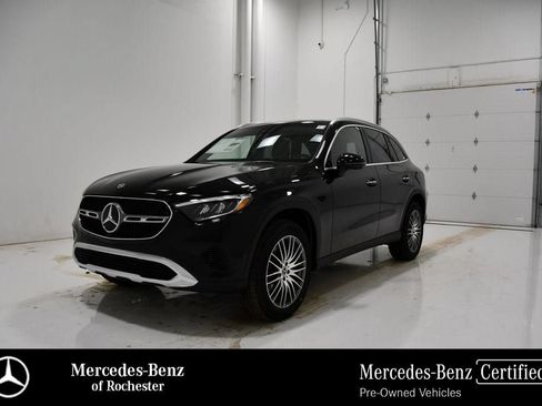 Used 2026 Mercedes-Benz GLC 300 4MATIC image 1