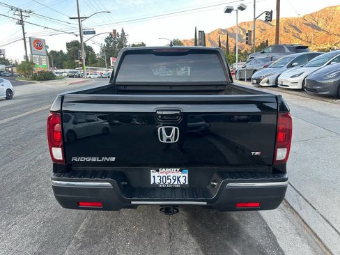 Used 2018 Honda Ridgeline Sport image 6