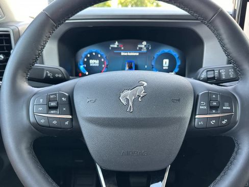 Used 2025 Ford Bronco Sport Outer Banks AWD/4WD image 23