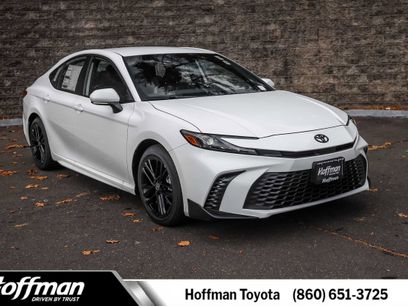 New 2026 Toyota Camry SE w/ Convenience Package