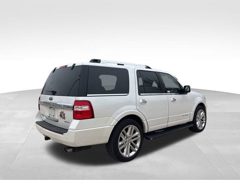Used 2016 Ford Expedition Platinum image 4