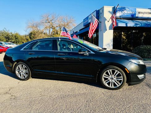 Used 2013 Lincoln MKZ image 11