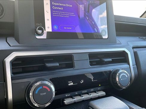 Used 2024 Toyota Tacoma SR image 11