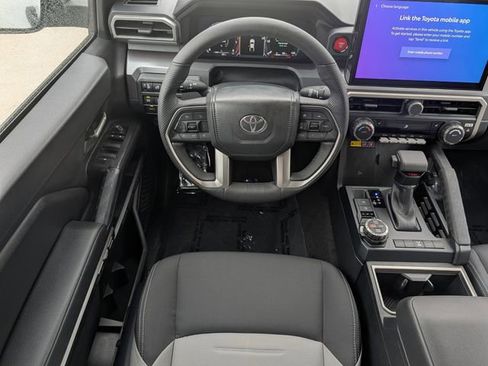 Used 2024 Toyota Tacoma TRD Off-Road w/ TRD Off Road Upgrade Package AWD/4WD image 11