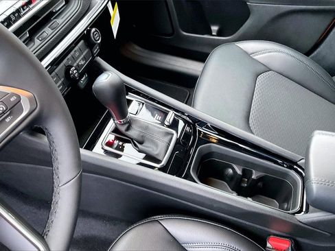 New 2026 Jeep Compass Latitude image 8