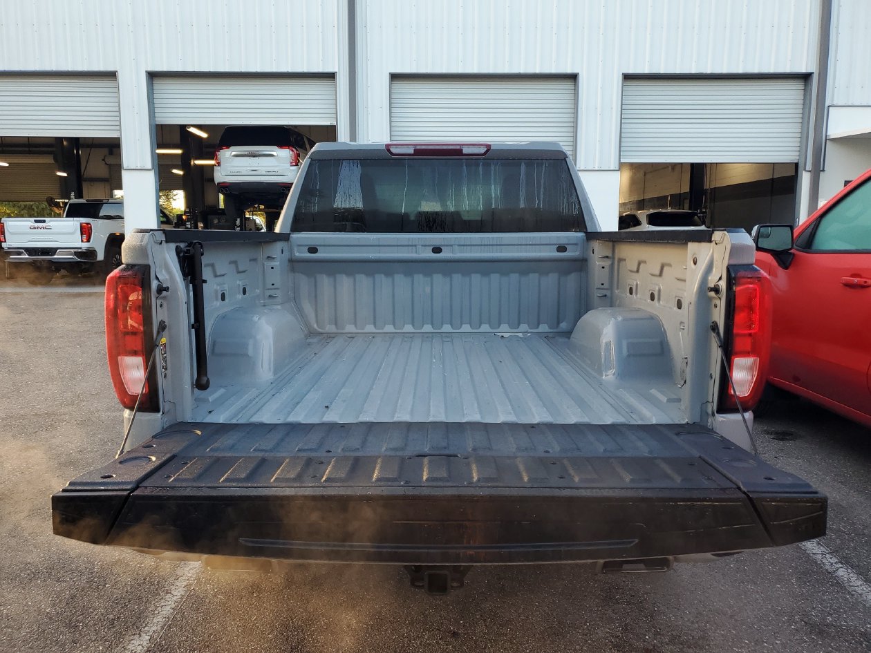 Used 2024 GMC Sierra 1500 Elevation w/ X31 Off-Road Package AWD/4WD image 10