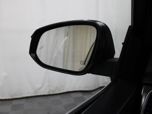 Used 2015 Toyota Highlander Limited image 13