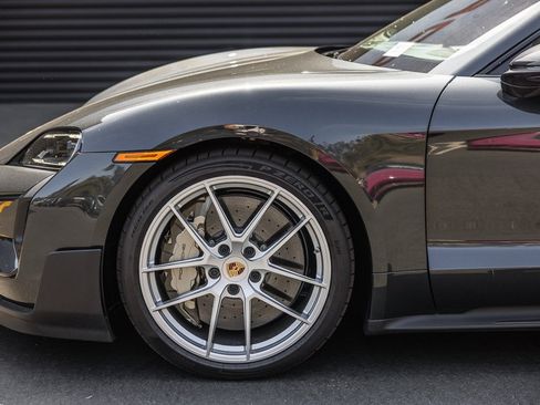 Used 2025 Porsche Taycan Turbo GT image 11