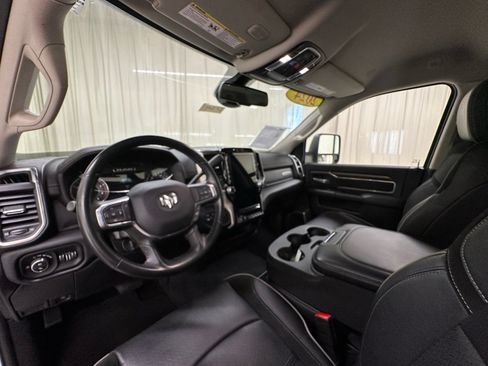 Used 2024 RAM 2500 Laramie AWD/4WD image 28