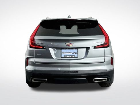 Used 2024 Cadillac XT4 Premium Luxury w/ Technology Package AWD/4WD image 7