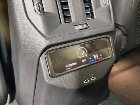 New 2026 BMW X3 xDrive30i w/ Convenience Package AWD/4WD image 24