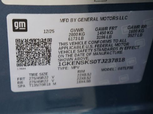 Certified 2026 GMC Acadia Denali Ultimate w/ LPO, Floor Liner Package image 39