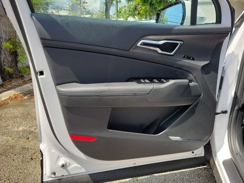 Certified 2023 Kia Sportage SX FWD image 18