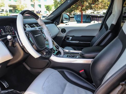 Used 2022 Land Rover Range Rover Sport SVR AWD/4WD image 19