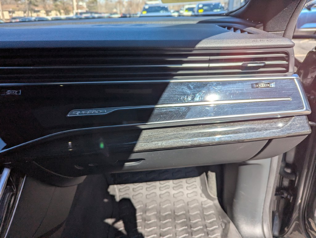 Used 2019 Audi Q8 Premium AWD/4WD image 28