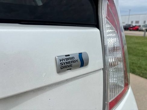 Used 2013 Toyota Prius Four FWD image 9