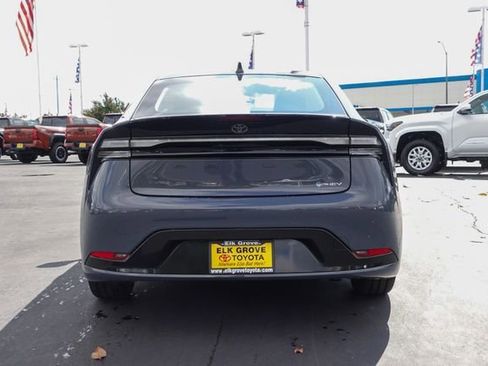 New 2026 Toyota Prius Plug-In Hybrid image 8