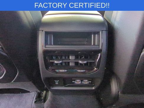 Certified 2025 Jeep Grand Cherokee Altitude RWD image 32