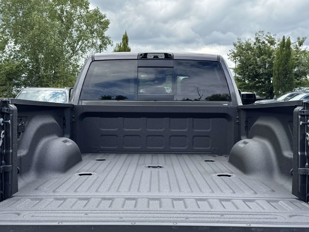 New 2026 RAM 3500 Big Horn AWD/4WD image 29