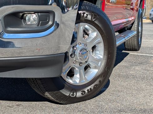 Used 2024 RAM 2500 Big Horn w/ Bed Utility Group image 32