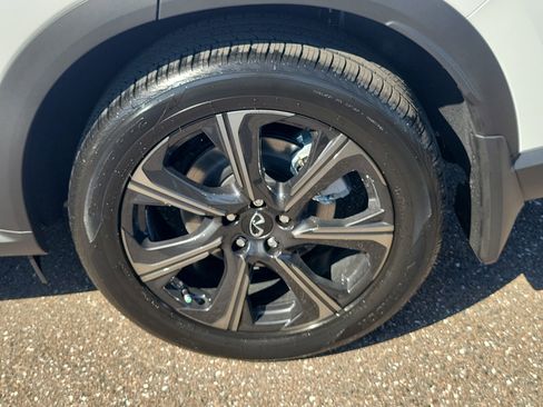 New 2026 INFINITI QX60 Autograph w/ Dark Cargo Package image 5