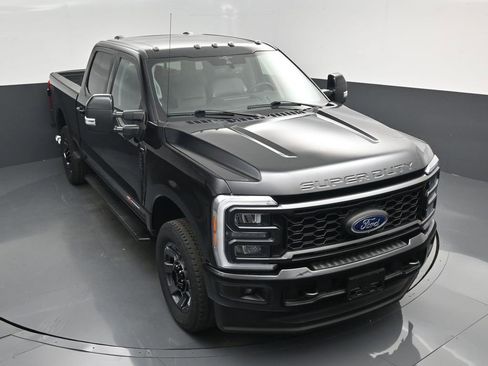 Used 2023 Ford F250 Lariat w/ Sport Appearance Package image 43