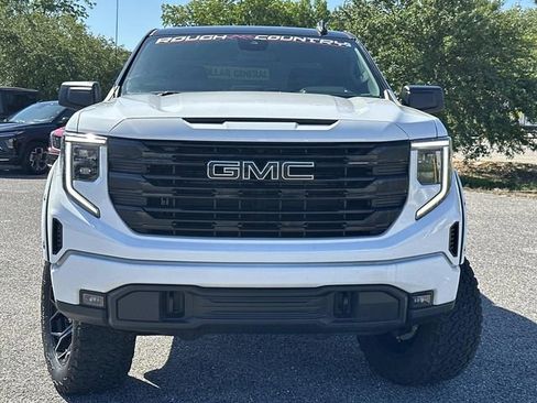 Used 2024 GMC Sierra 1500 Elevation w/ LPO, Elevation Black Package AWD/4WD image 2