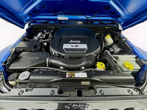 Used 2015 Jeep Wrangler Unlimited Sport image 22