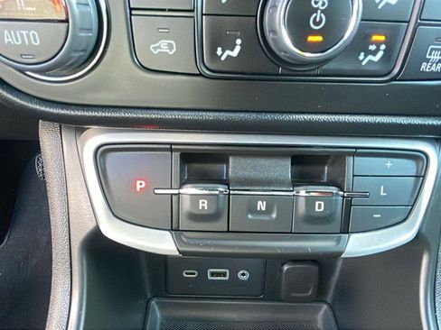 Certified 2023 GMC Terrain SLE w/ Driver Convenience Package image 21