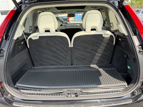 Used 2023 Volvo XC90 B6 Plus w/ Protection Package Premier AWD/4WD image 30