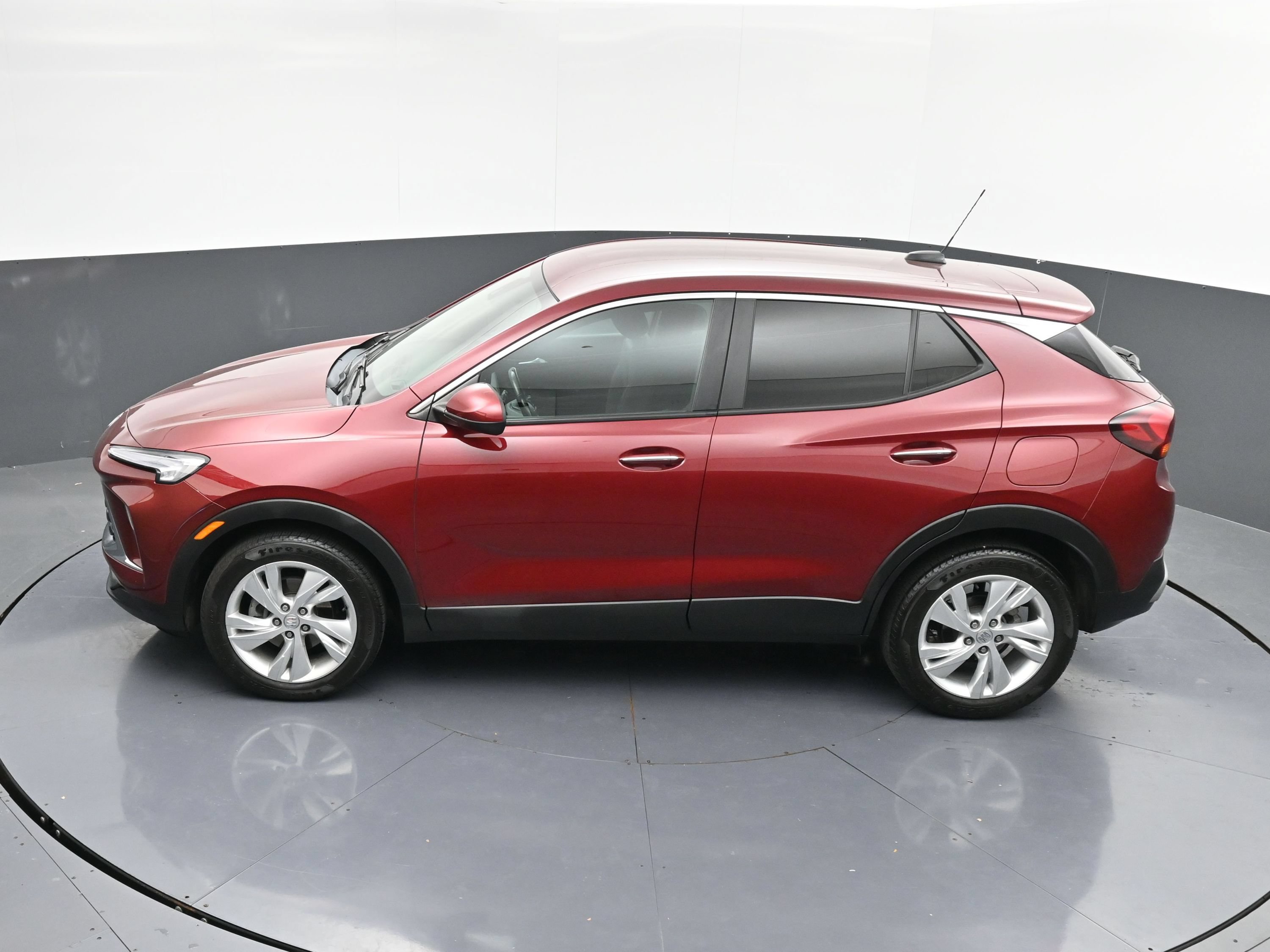 Used 2024 Buick Encore GX Preferred FWD image 35
