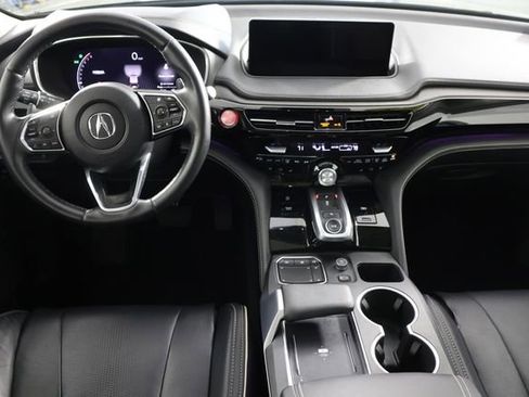 Used 2024 Acura MDX SH-AWD w/ Advance Package image 2