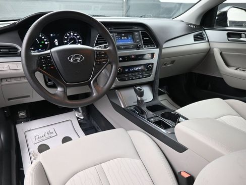 Used 2016 Hyundai Sonata SE image 10