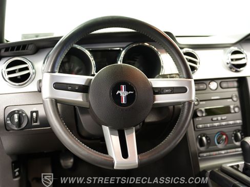 Used 2007 Ford Mustang GT RWD image 40