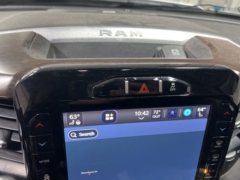 Used 2023 RAM 2500 Laramie AWD/4WD image 34