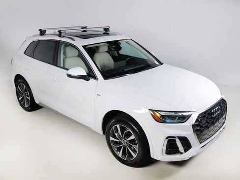 Certified 2023 Audi Q5 2.0T Premium w/ Convenience Package image 4