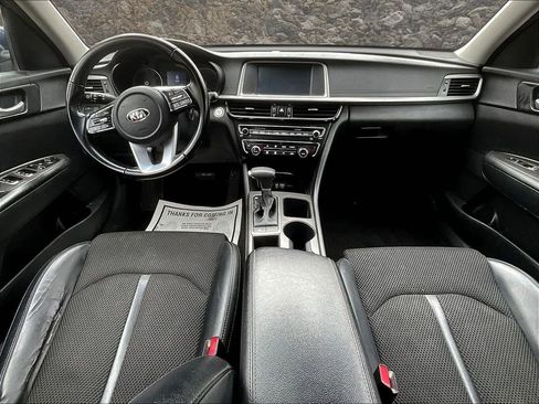Used 2019 Kia Optima S image 12