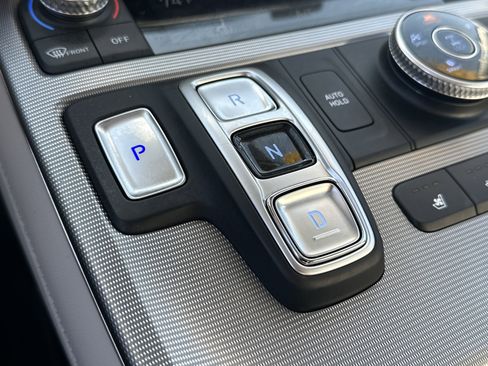 Used 2023 Hyundai Palisade Calligraphy image 32