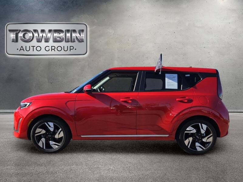 Certified 2025 Kia Soul GT-Line w/ GT-Line Technology Package FWD image 8