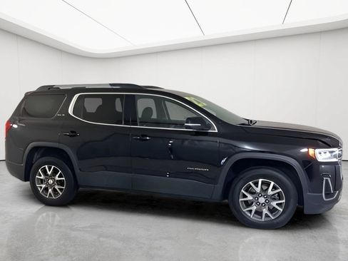 Used 2023 GMC Acadia SLE w/ Driver Convenience Package FWD image 2