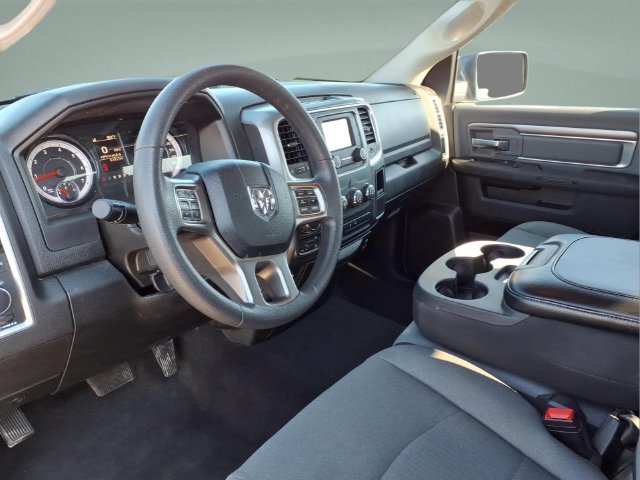 Used 2024 RAM 1500 Classic SLT AWD/4WD image 13