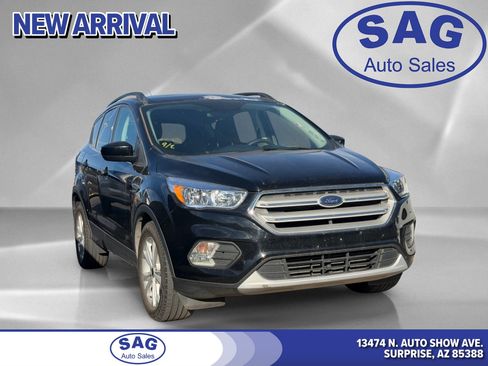 Used 2018 Ford Escape SE FWD image 1