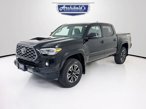 Used 2023 Toyota Tacoma TRD Sport w/ Black Out Package (TMS) AWD/4WD image 3