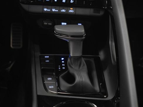 Certified 2026 Hyundai Elantra SEL FWD image 18