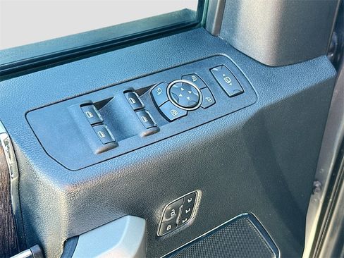 Used 2021 Ford F250 Lariat image 18