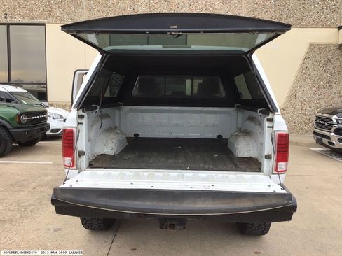 Used 2013 RAM 2500 Laramie image 17