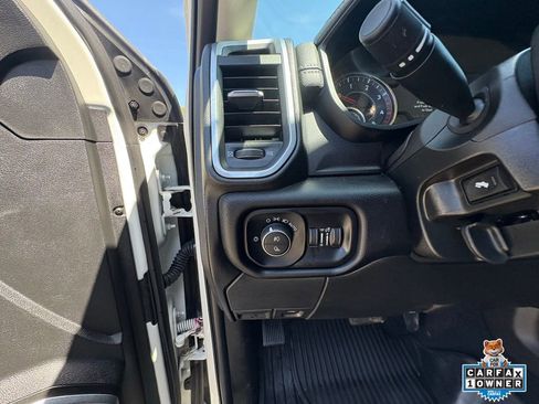 Used 2024 RAM 2500 Laramie image 17